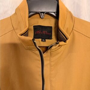 Men's Tan Jacket